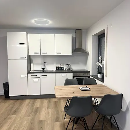 Ferienwohnung Naturzeit Am Wildpark Hdh * היידנהיים אן דר ברנץ